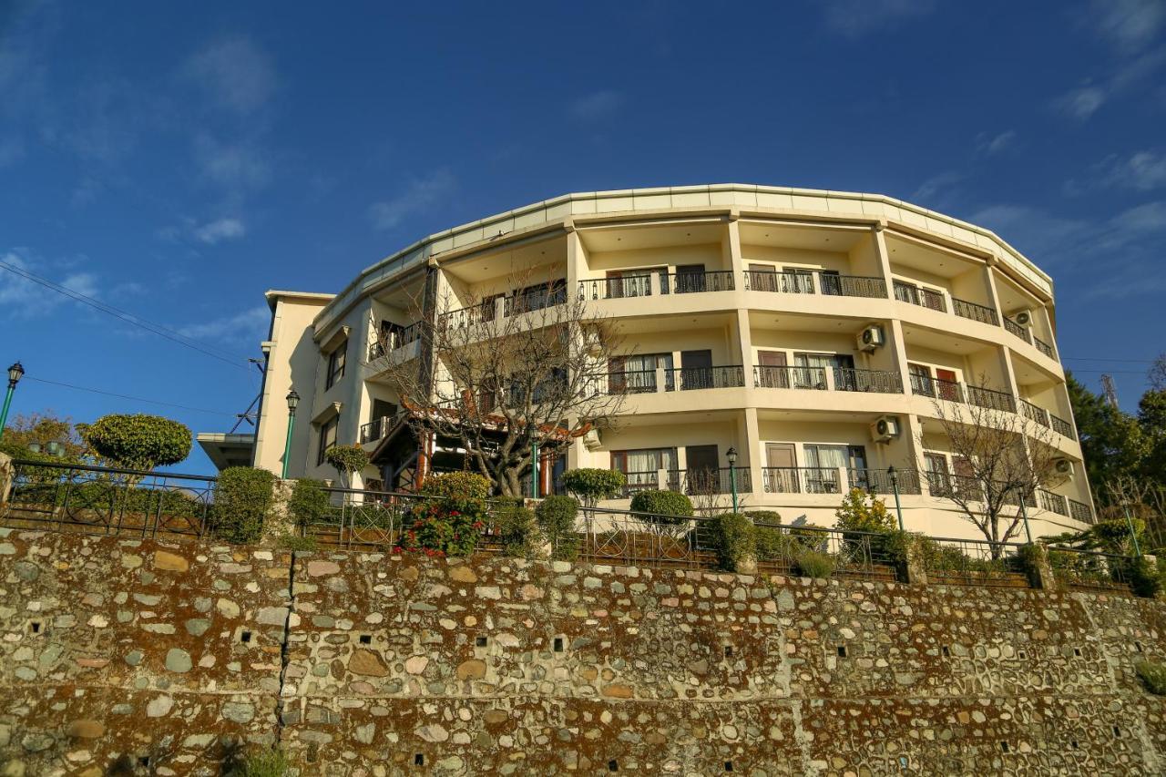 Excel Hotels And Resorts Bhīm Tāl Dış mekan fotoğraf