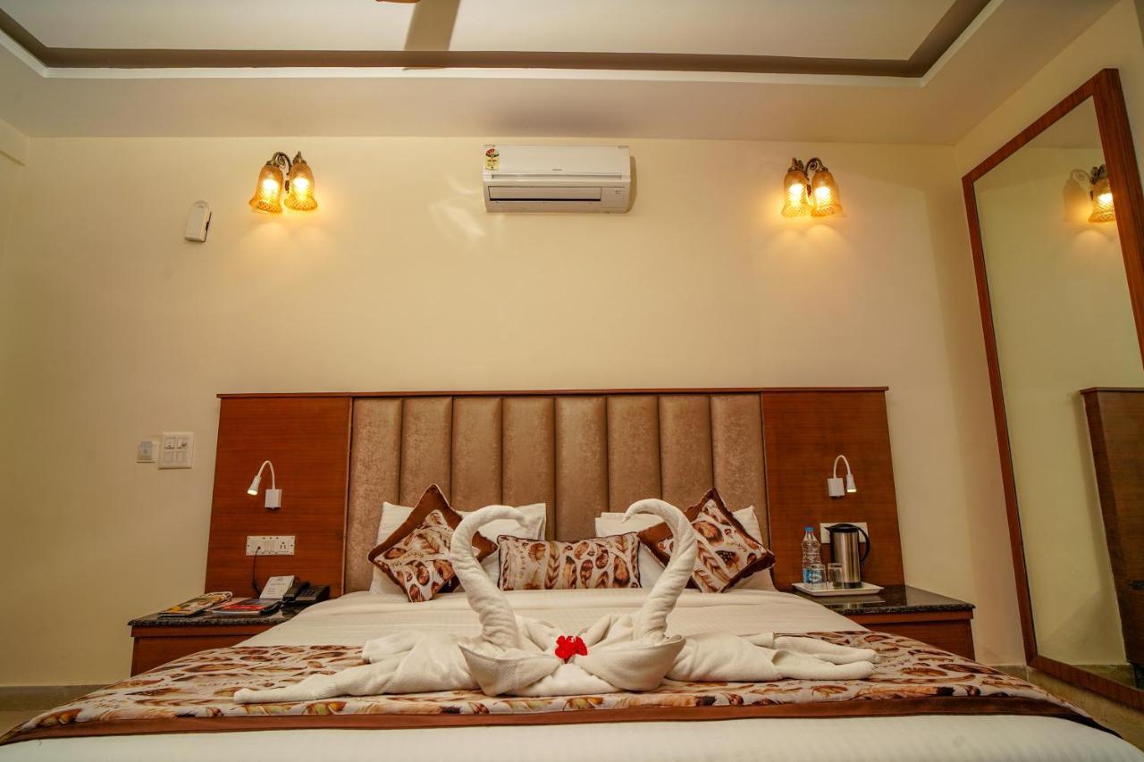 Excel Hotels And Resorts Bhīm Tāl Dış mekan fotoğraf